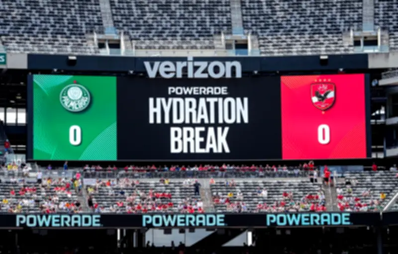 Les « pauses fraîcheur » de la Coupe du Monde : un enjeu publicitaire controversé