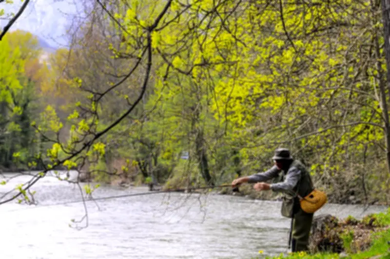 Les pêcheurs de Dordogne mobilisés face aux menaces écologiques et climatiques
