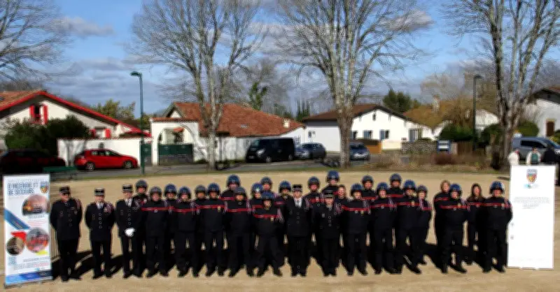 Les pompiers volontaires de Pontonx honorés à Préchacq-les-Bains après la tempête Nils