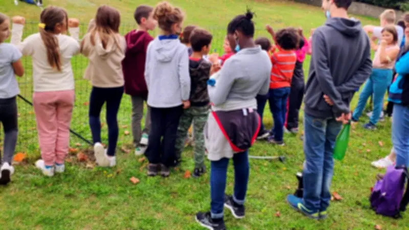 Les P'tits Débrouillards éveillent la curiosité scientifique des écoliers lozériens