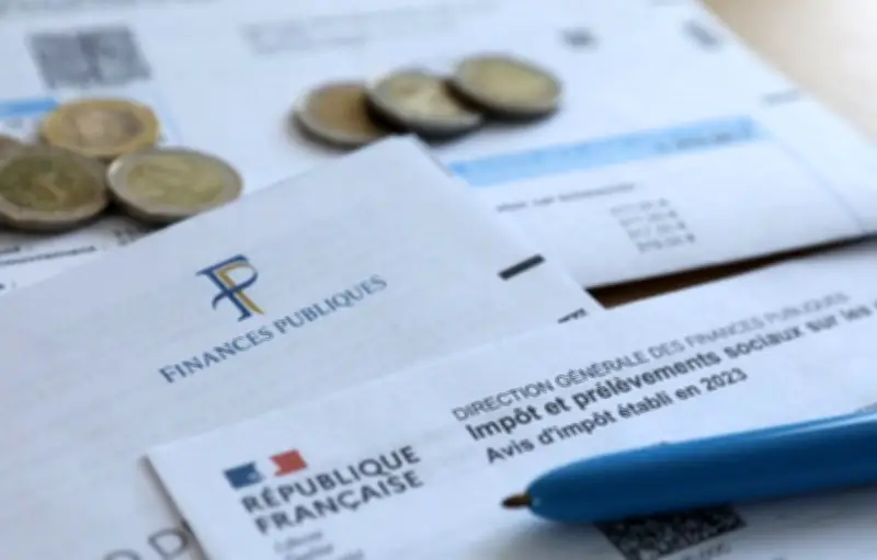 Les recettes fiscales françaises bondissent de 7,1 % en 2025, réduisant le déficit public