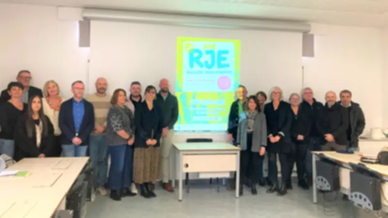 Les Rencontres Jeunes Entreprises de Bagnols-sur-Cèze s'ouvrent sur deux jours avec une table ronde sur l'IA