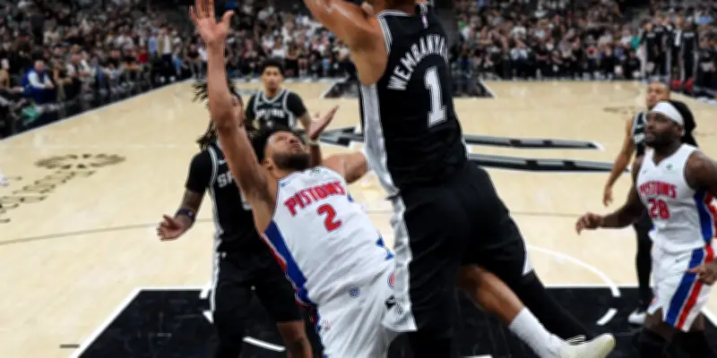 Les stars de la NBA vent debout contre une nouvelle règle sur les récompenses de fin de saison