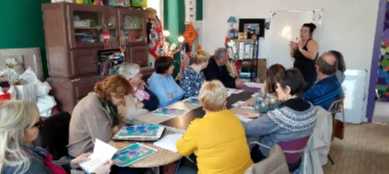 L'Espace de vie sociale Abris déploie un riche programme mars : musique, bien-être, numérique et artisanat
