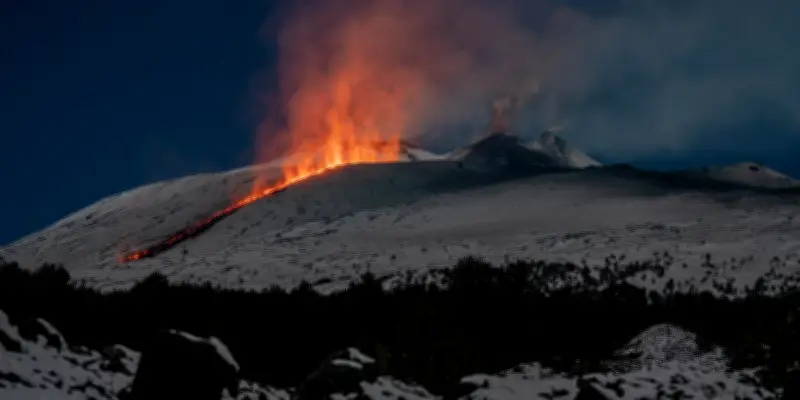 L'Etna sous surveillance quantique : une aventure scientifique au cœur du volcan