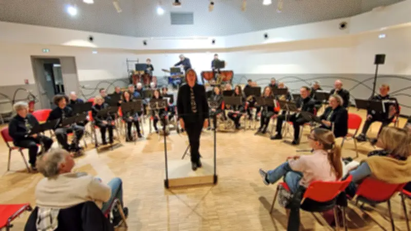 L'Harmonie de Haute-Lozère triomphe sous la direction d'Émilie Julien