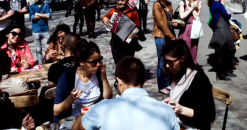 L'histoire insolite des gros mots : de « Bon appétit » aux injures racistes