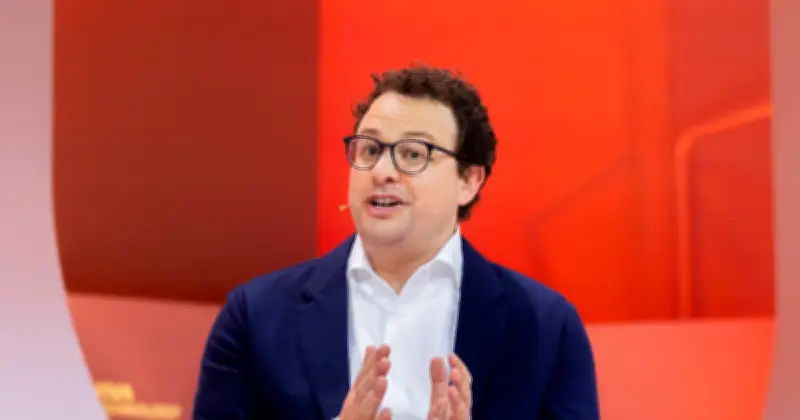 L'IA bouleverse les marchés : deux économistes démystifient les scénarios catastrophes