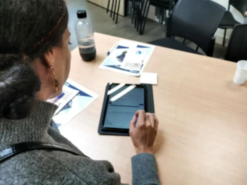 Libourne explore le numérique : ateliers radio, IA et fake news à la médiathèque Condorcet