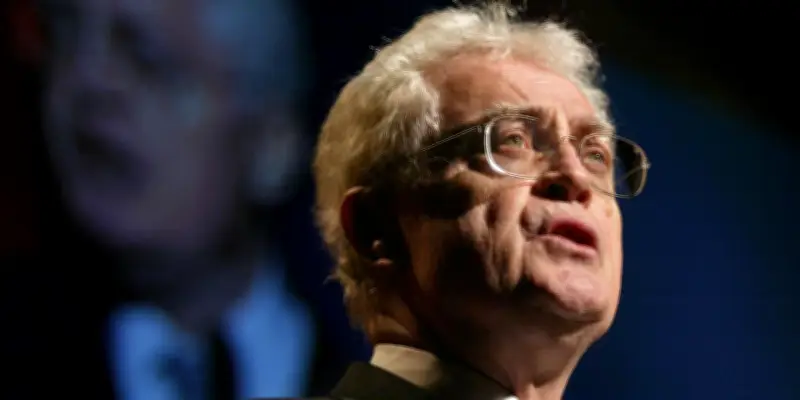 Lionel Jospin annonce sa candidature à l'élection présidentielle de 2026