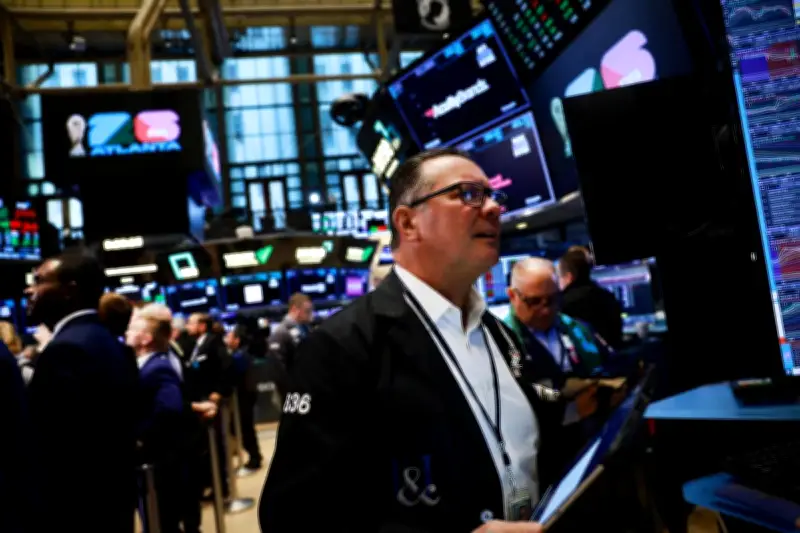 L'Iran bombarde le Golfe : le gaz explose, les Bourses européennes plongent