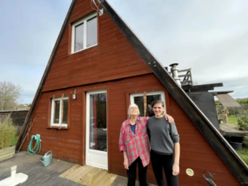 Élizabeth Faure, 77 ans, devient héroïne de BD grâce à sa maison en A à 40 000 euros