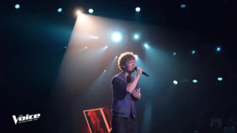 Lohi Coffinot, de The Voice Kids à The Voice : le parcours d'un artiste hypersensible