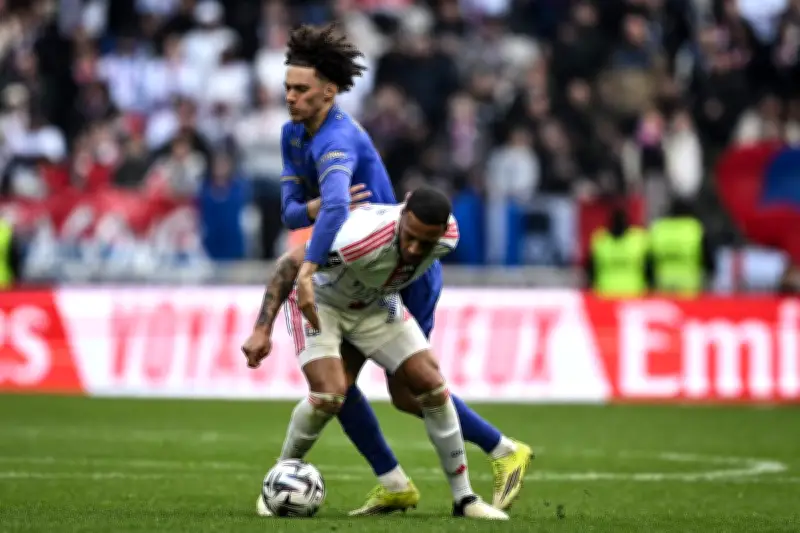 L'OL s'enfonce après une défaite face à Monaco, huit matches sans victoire