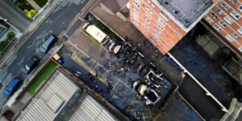 Londres : quatre ambulances d'une association juive incendiées, Starmer dénonce une attaque antisémite