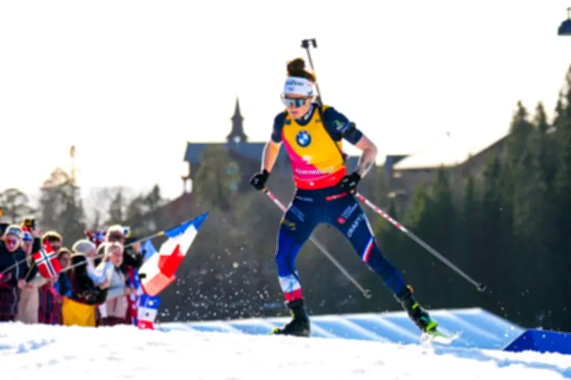 Lou Jeanmonnot remporte le gros globe de cristal du biathlon à Oslo