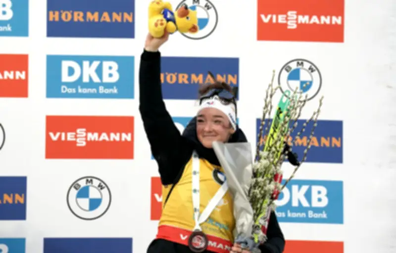 Lou Jeanmonnot sacrée à Oslo-Holmenkollen, cinquième Française à remporter le gros globe