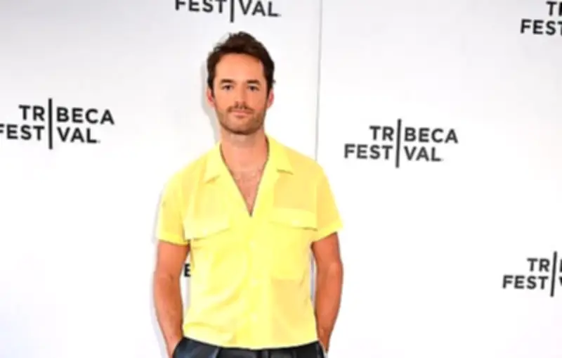 Love Story Saison 2 : Elizabeth Taylor et Richard Burton en piste selon le créateur