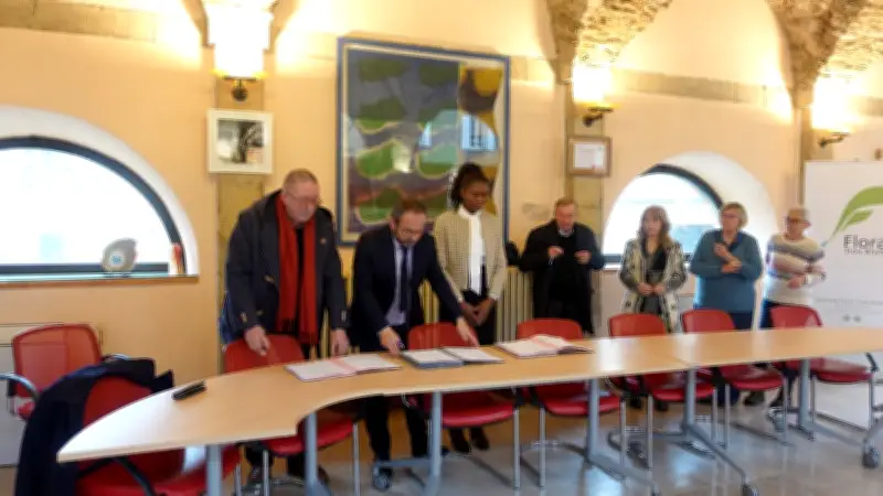 Lozère : Trois communes rurales signent une convention pour renforcer l'éducation
