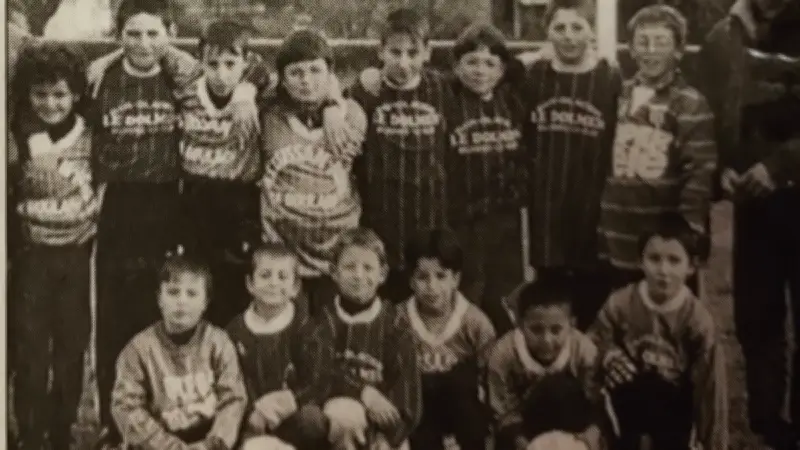L'équipe de foot de Lussan en 1999 : que sont devenus ces jeunes joueurs ?