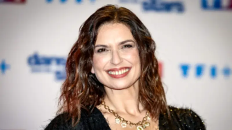 Lucie Bernardoni accusée de maltraitance : Lily, 15 ans, retourne vivre chez son père Pedro Alves