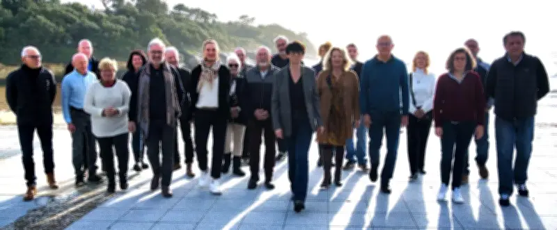 Ludivine Caramel lance Nouvelle Vague à Vaux-sur-Mer avec une réunion publique