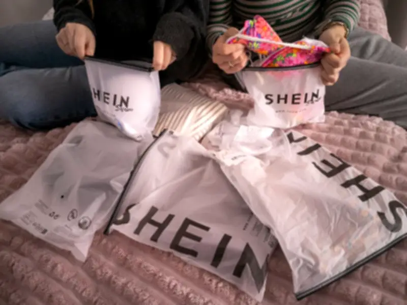 L'UE réforme ses douanes pour contrer Shein, Temu et AliExpress sur les petits colis