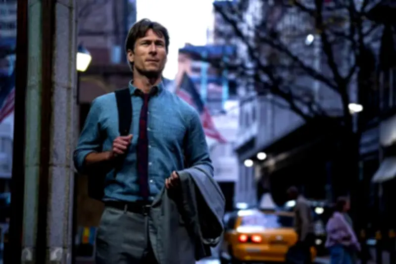 « L’Ultime héritier » : Glen Powell en tueur vengeur dans une comédie d’action sociale