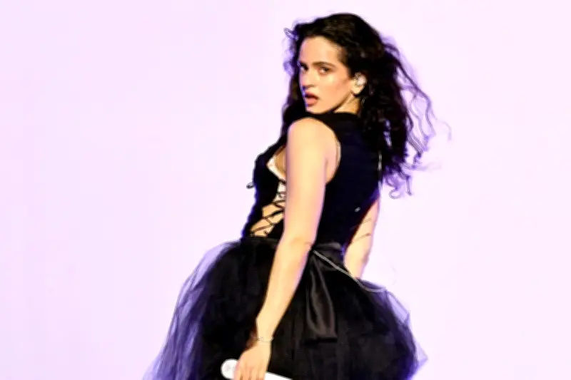 Lux Tour 2026 : Pas de billet pour Rosalía ? Découvrez l'alternative des sessions d'écoute haute-fidélité