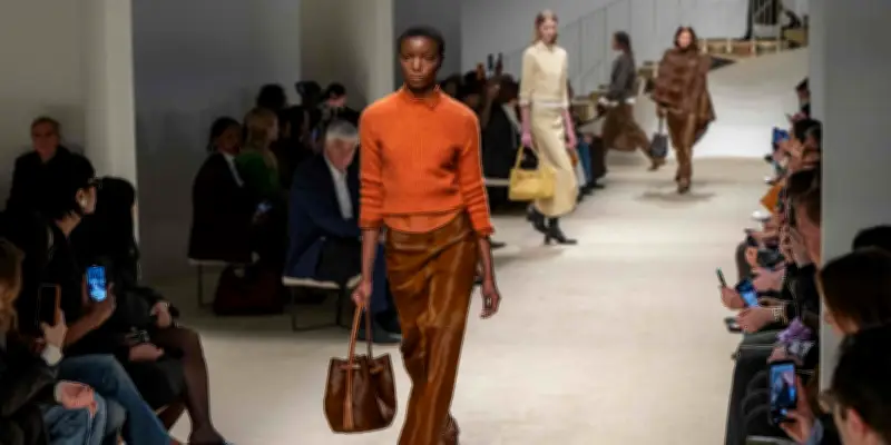 Luxe en crise : Tod's et Bottega Veneta misent sur l'artisanat à la Fashion Week de Milan