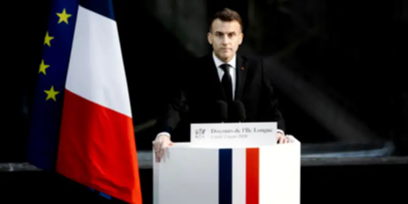 Macron annonce une dissuasion nucléaire européenne avancée et renforce l'arsenal français