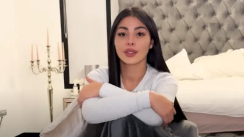 Maeva Ghennam bloquée à Dubaï malgré la guerre en Iran : l'interdiction de voyage qui la retient