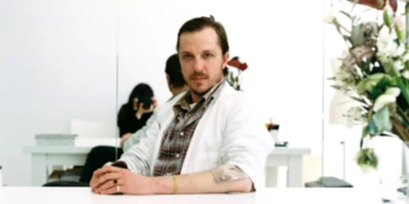 Maison Margiela délocalise son défilé en Chine, une première historique