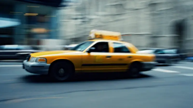 Manhattan : deux piétonnes percutées par un taxi sur un trottoir, blessures légères