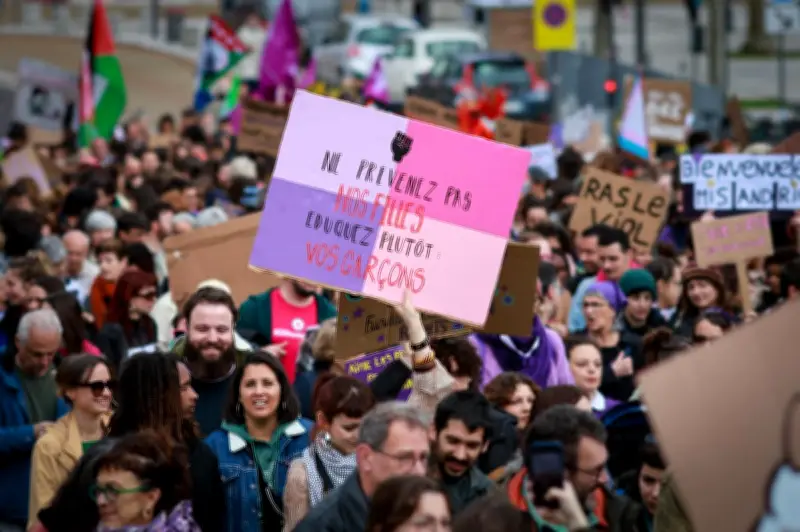 Manifestation féministe à Bayonne : 1 200 personnes contre les inégalités et l'extrême droite