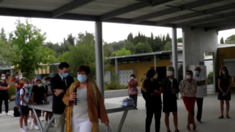 Manque d'enseignants au collège Olympe-de-Gouges : parents et élèves dans l'attente