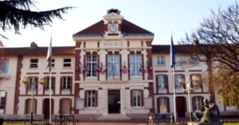 Mantes-la-Ville : le candidat de gauche suspend sa campagne après une agression