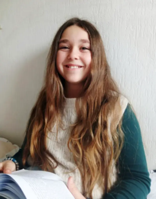 Margaux, collégienne de Pauillac, qualifiée pour la finale de lecture de La Grande Librairie