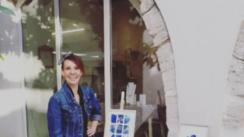 Marion Soulet expose ses cyanotypes à la bibliothèque de Valliguières