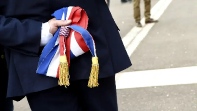 Mariés depuis 30 ans, ils s'affrontent aux municipales 2026 dans le Calvados