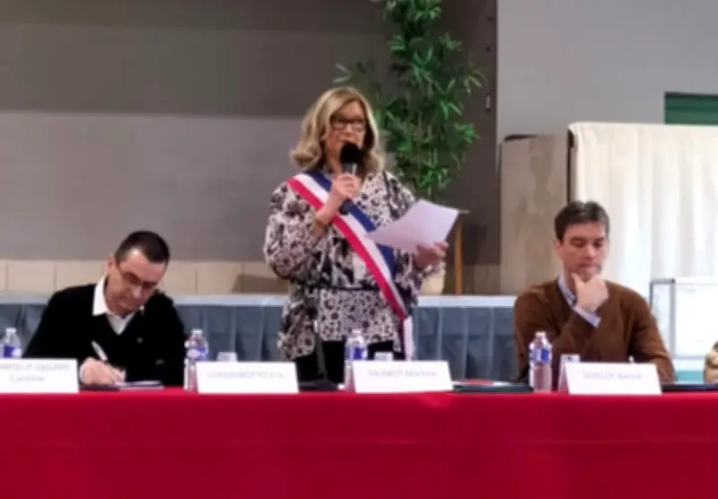 Martine Talabot réélue maire d'Ayguemorte, présente son équipe et ses priorités