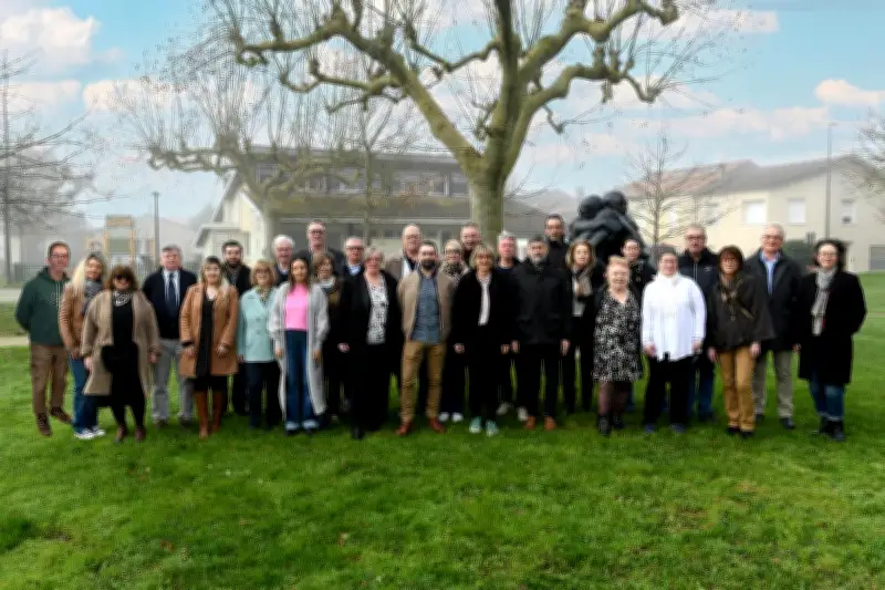 Martine Toulmonde présente son équipe pour les municipales à Aiguillon