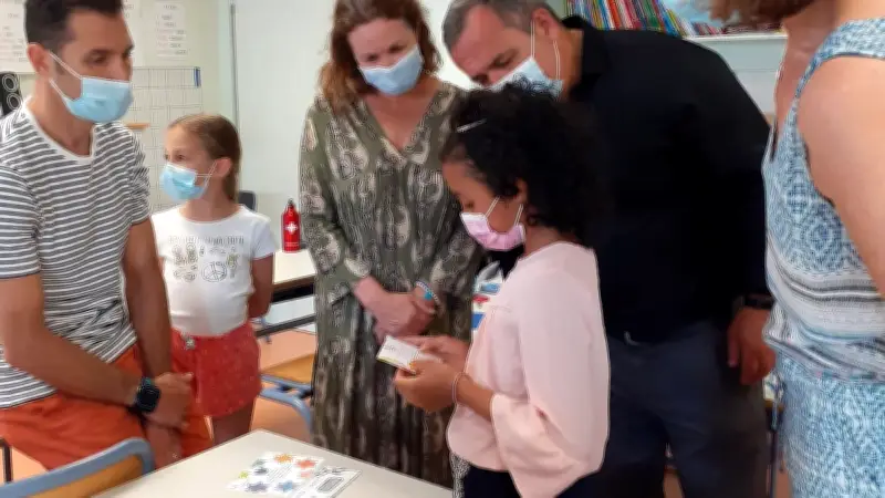 Marwa, championne nationale d'orthographe, honorée à Sommières