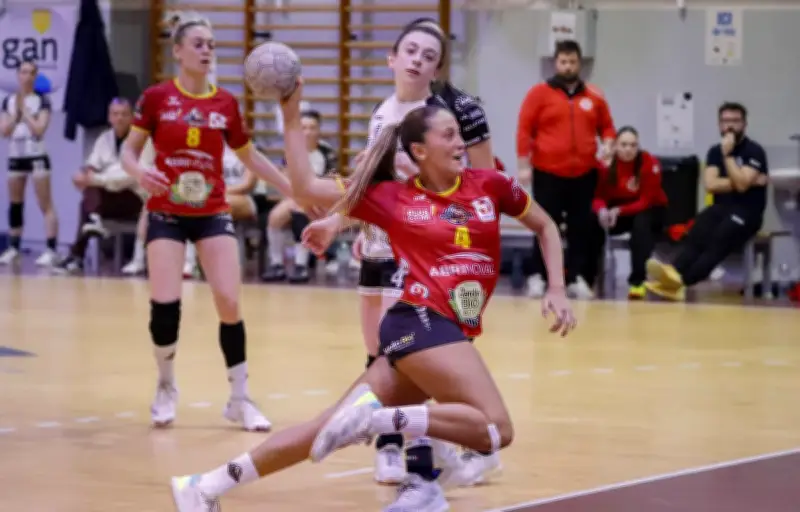 Match nul logique en Nationale 2 handball : Châteauneuf-en-Thymerais et Aunis se séparent sur un 25-25