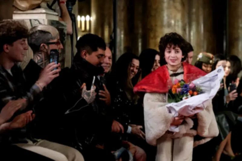 Max Alexander, le prodige de 9 ans qui a défilé pour la première fois à Paris