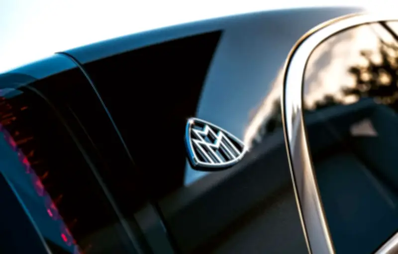 Maybach VLS : Le salon roulant électrique qui redéfinit le luxe automobile