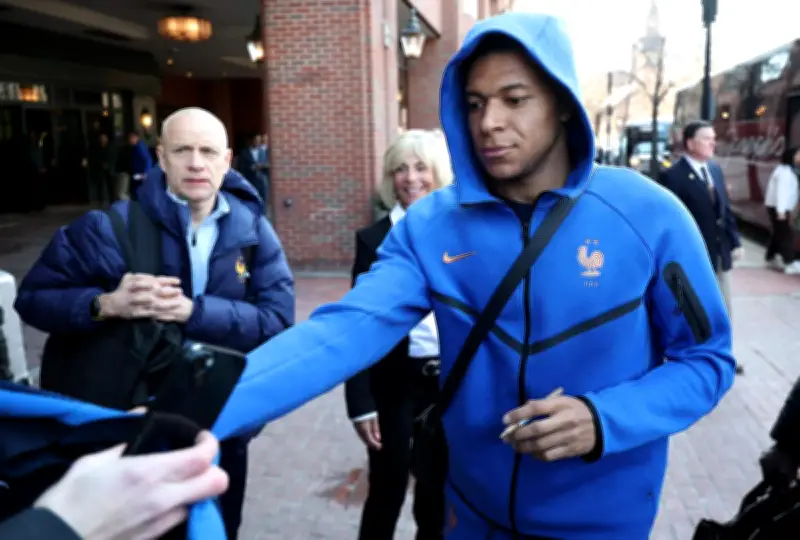 Mbappé dément l'erreur médicale du Real Madrid sur son genou avant France-Brésil