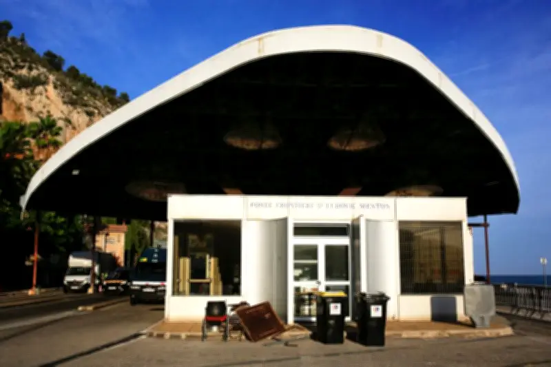 Menton : une mission d'observation renforce la vigilance à la frontière franco-italienne