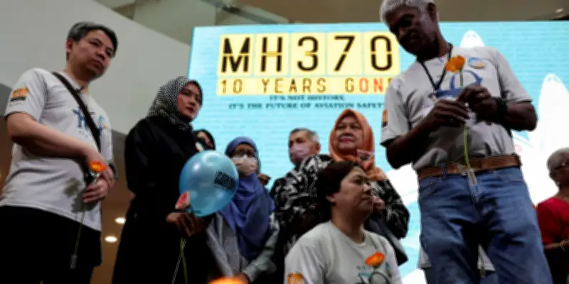 MH370 : les nouvelles recherches stoppées sans succès, les familles chinoises dénoncent le silence
