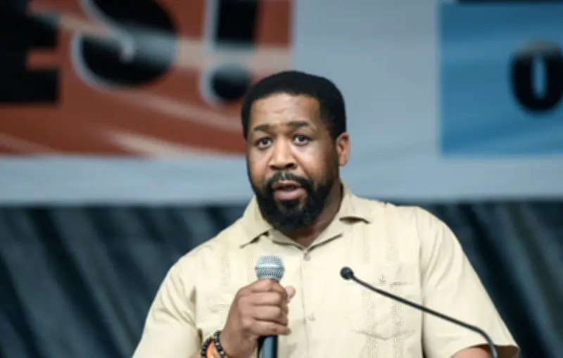 Michel Zecler, producteur tabassé par la police : son témoignage cinq ans après